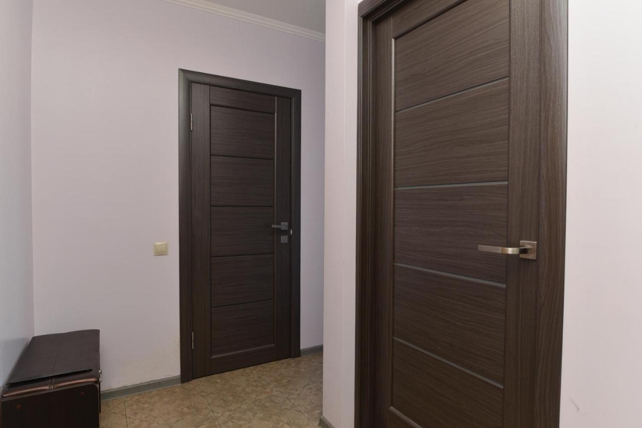 Apartament On Vasylia Lypkivskoho 24 เคียฟ ภายนอก รูปภาพ